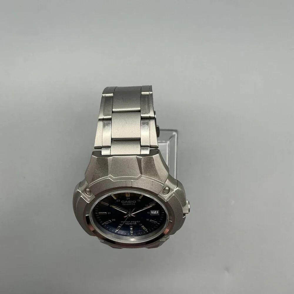 Casio see photos
